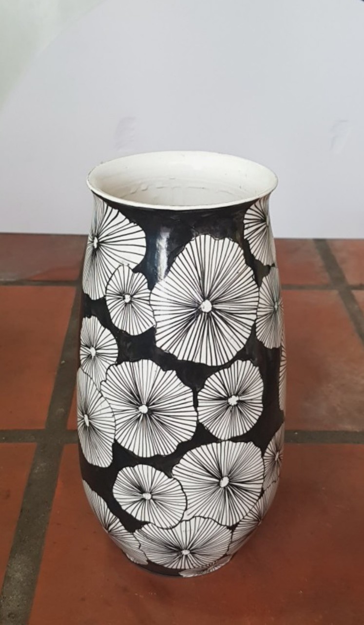 Bình hoa dạng ống tròn, họa tiết hình hoa, cao 27cm, trang trí nhà cửa, quà tặng tân gia, sinh nhật, gốm Bát Tràng. Giao từ HCM