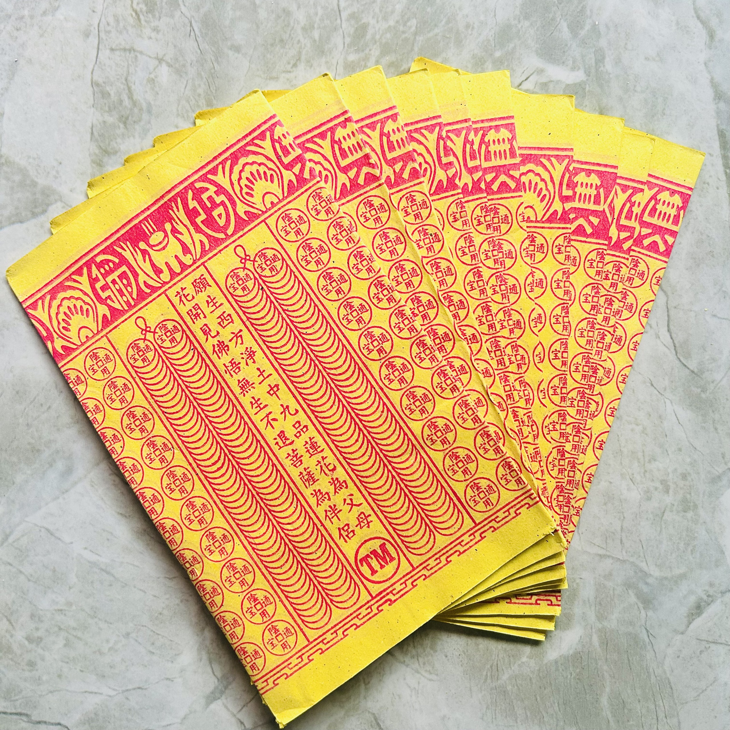 Giấy Tiền Chuỗi Vàng & Trắng - Hàng Mã Thiên Lộc