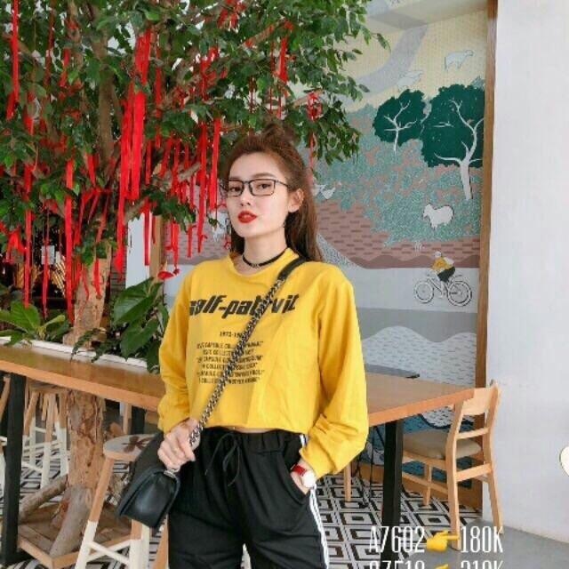 Áo croptop tay dài form rộng trẻ trung S.A.L.F