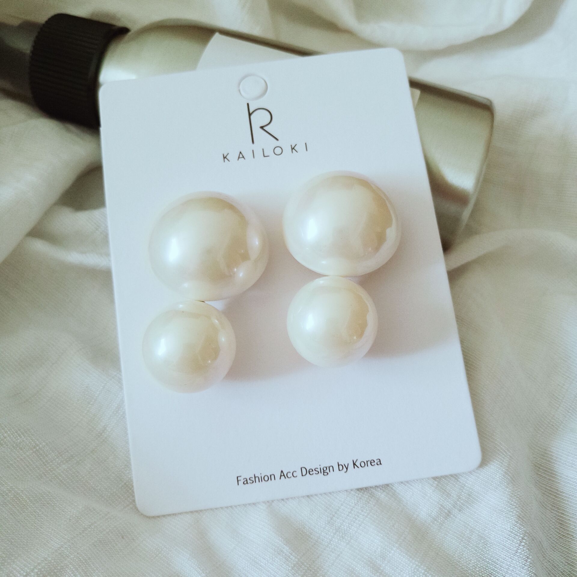 Khuyên tai nữ ngọc trai