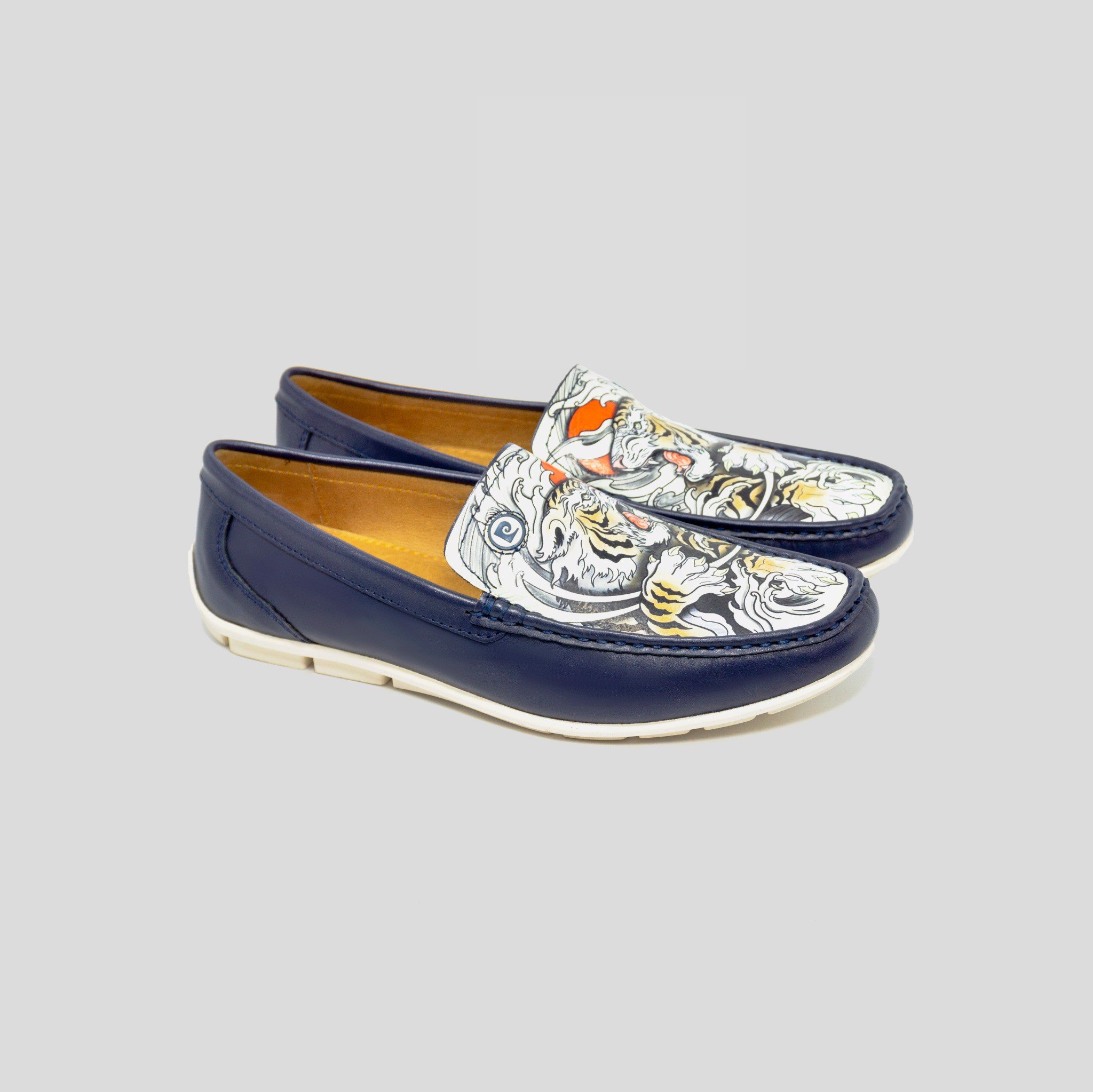 Giày Lười Da Nam Pierre Cardin Pcmfwl 518 Với Họa Tiết Hổ Độc Đáo, Đế Cao Su Chống Trượt - Xanh Navy - 39