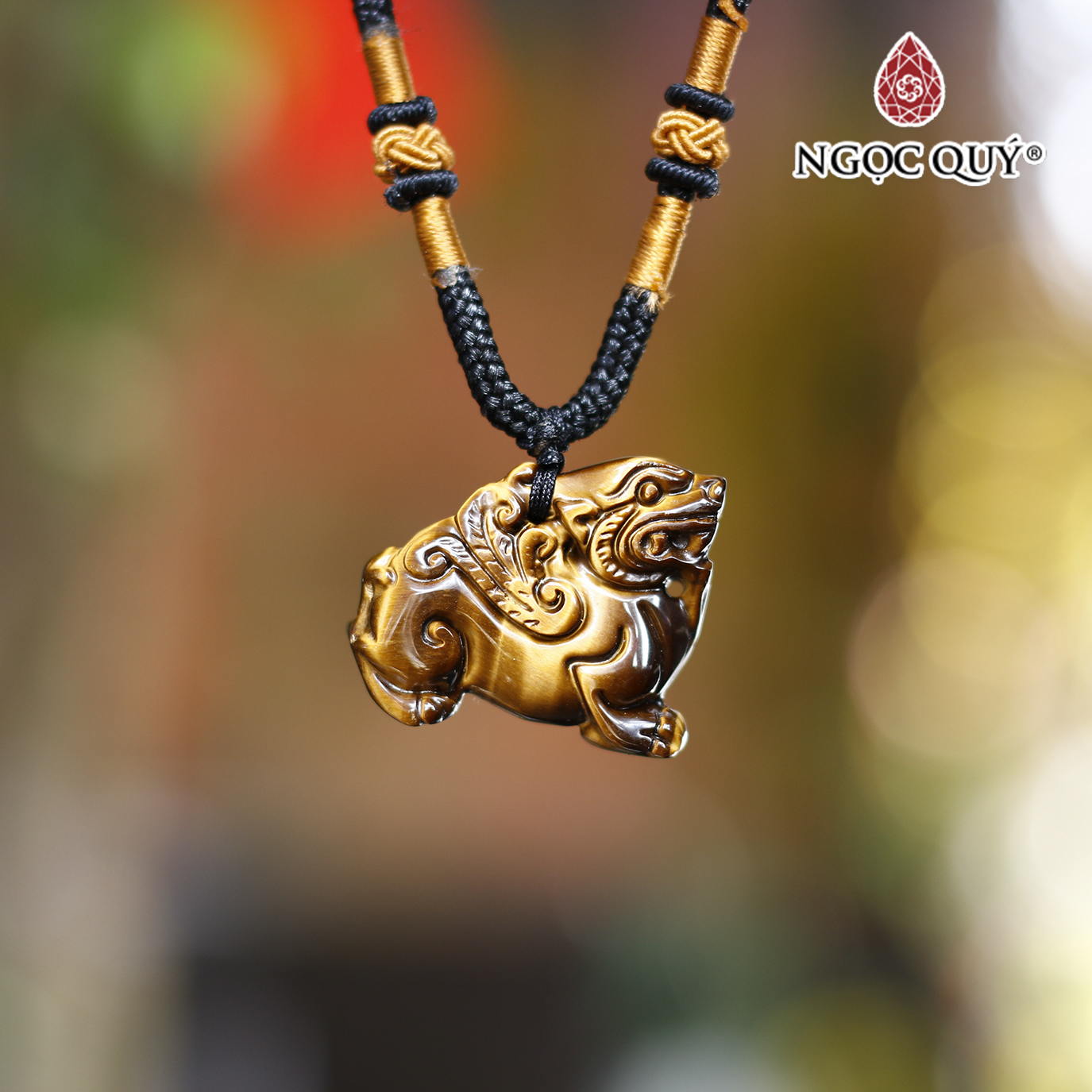 Mặt dây chuyền tỳ hưu thạch anh mắt hổ mệnh thổ, kim - Ngọc Quý Gemstones