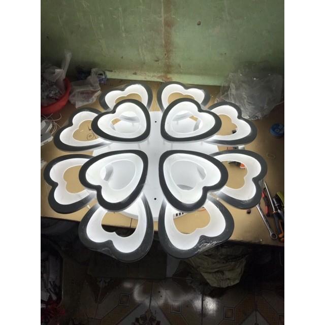 Đèn trần 12 cánh hình trái tim