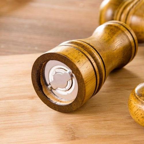 Dụng Cụ Xay Tiêu Bằng Gỗ Tiện Lợi
