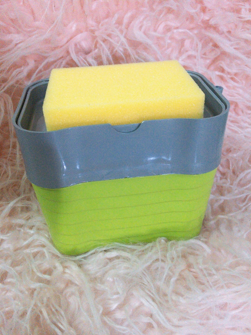 Hộp đựng nước rửa chén có vòi - Màu ngẫu nhiên