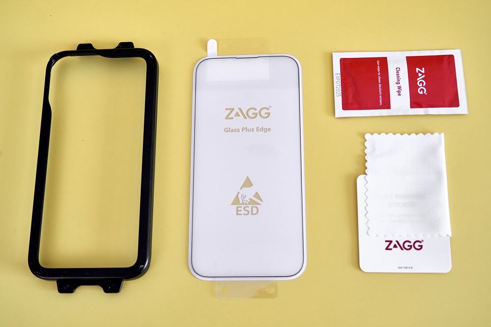 Kính dán màn hình ZAGG Glass Plus Edge IP14 series - Hàng chính hãng