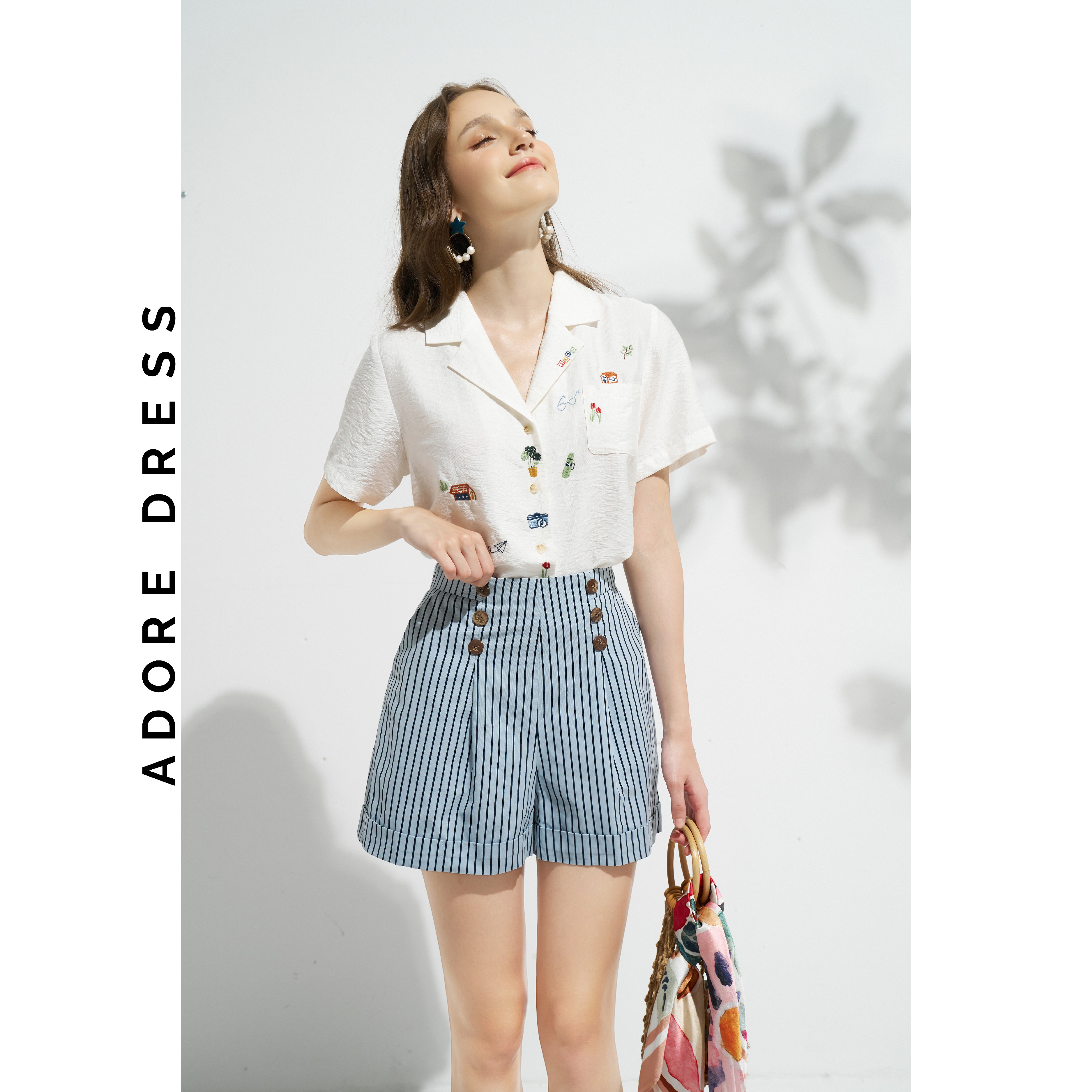 Ao sơ mi Shirts casual style đũi trơn trắng thêu ngực 311SH1015 ADORE DRESS
