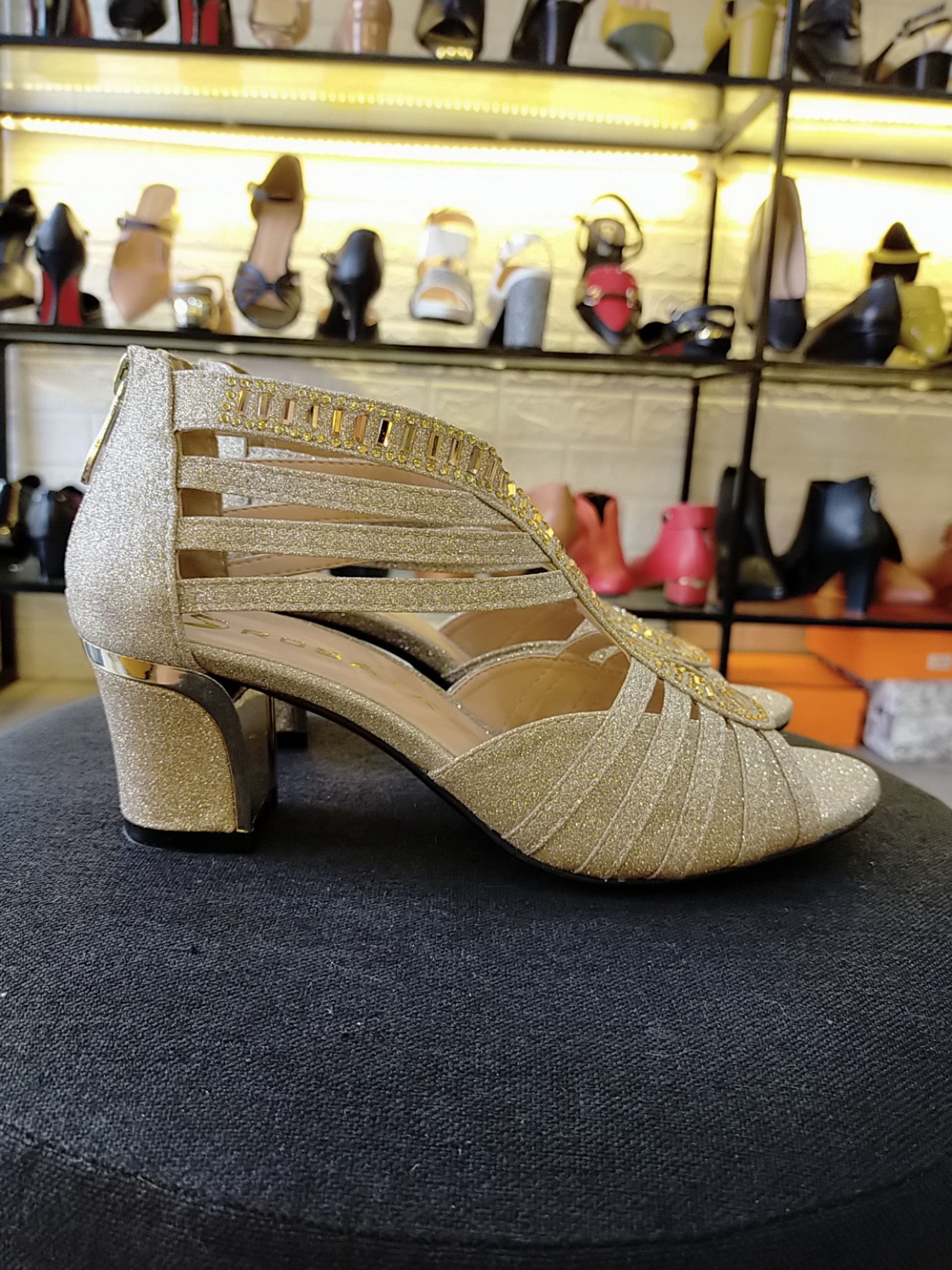 Sandal nữ phối kim tuyến cao cấp ROSATA RO172 5p gót vuông - BKSTORE