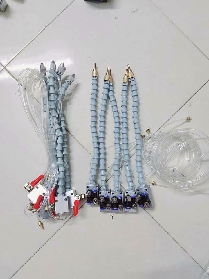 Vòi Phun Dầu Làm Mát Cho Lưỡi Cắt