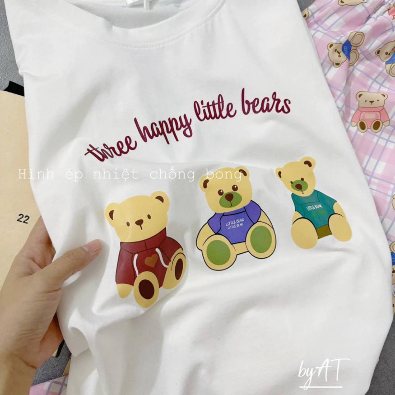 Bộ pijama quần tay quảng châu hoạ tiết đáng yêu bo viền chắc chắn