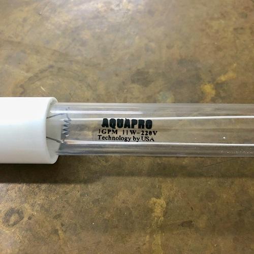 Bóng Đèn UV Diệt Khuẩn Aquapro 11W, 4 Chấu – 215mm , Diệt khuẩn nhanh, Tinh lọc nguồn nước uống, Chống vi khuẩn, viruss có hại, Thích hợp cho hệ thống lọc nước nhỏ, vừa và lớn