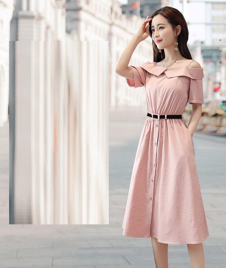 Đầm Hồng xòe trễ vai đính nút - KÈM THẮT LƯNG GD6301A