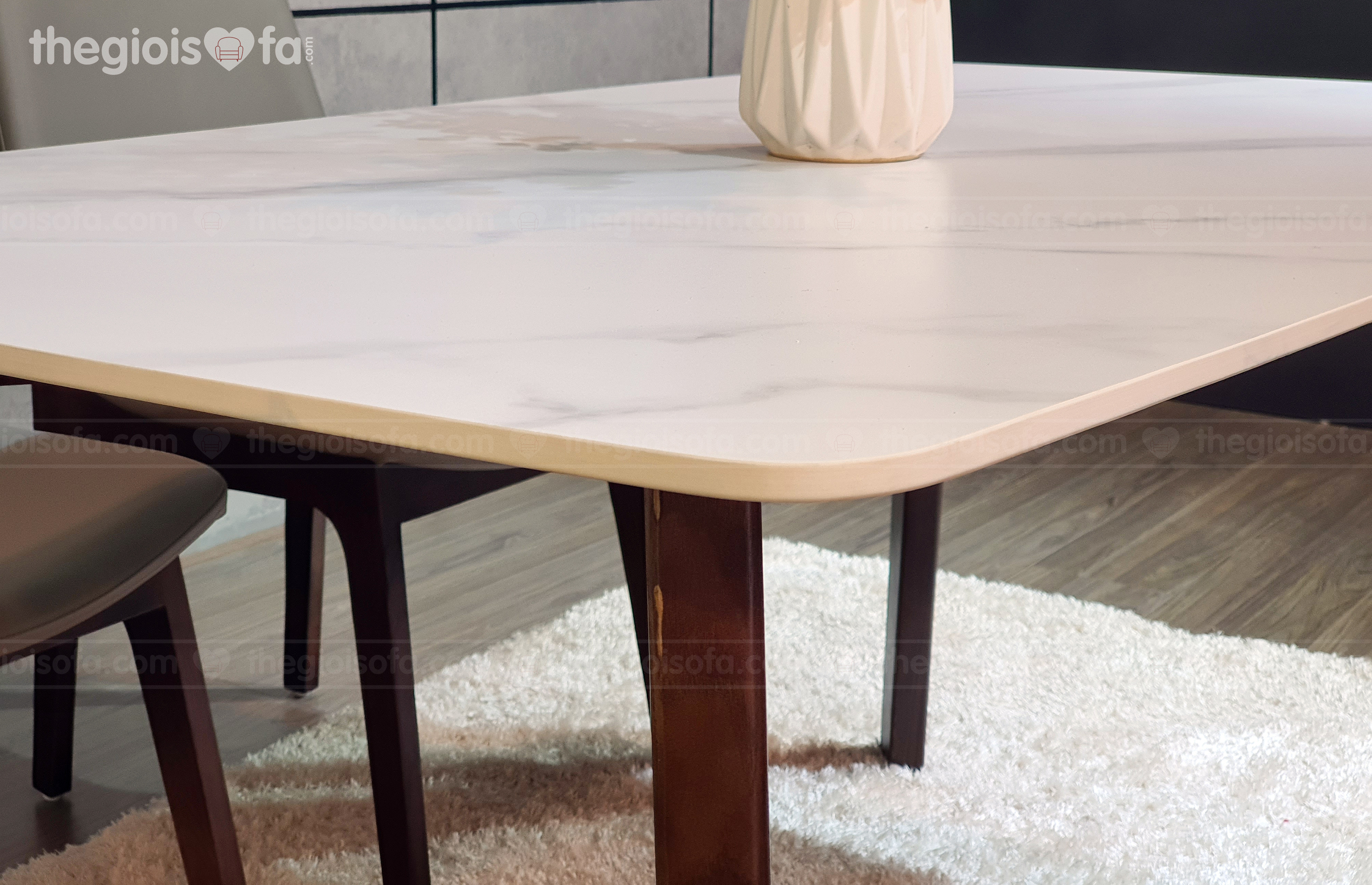 Bàn ăn 4 ghế Bravo – gỗ tần bì cao cấp
