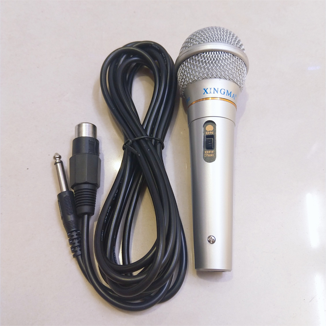 Micro Hát Karaoke Xingma AK319 - Hàng Nhập Khẩu