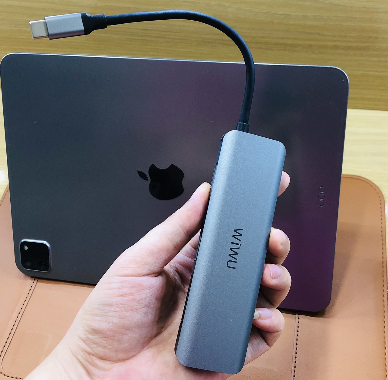 Hub Wiwu Alpha 7 in 1 USB - C Hub A731HC Đầu ra HDMI 4K, Hỗ trợ sạc PD, kết nối với điện thoại thông minh, máy tính bảng và ổ cứng của bạn để truyền dữ liệu dễ dàng - Hàng chính hãng