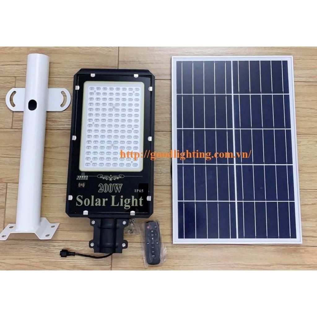 Đèn đường năng lượng mặt trời cao cấp Goodlight 200w, 300w, 400w