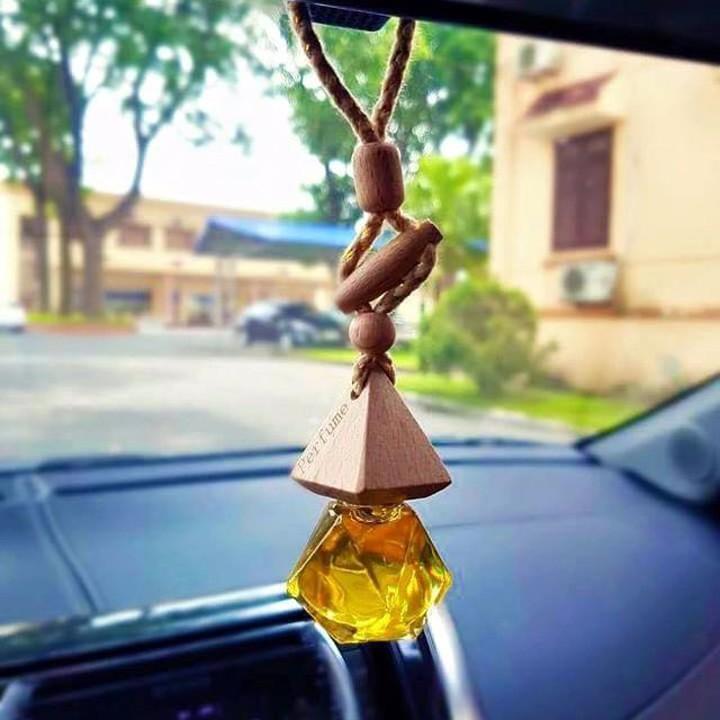 Tinh dầu treo xe hương tự nhiên