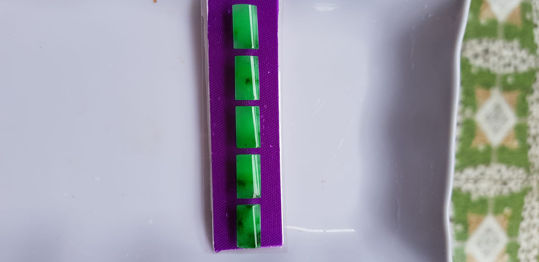 1 bộ lắc tay hình chữ nhật bóng đẹp Dài 13mm x Ngang 7mm x Cao 2mm Đá Ngọc Cẩm Thạch tự nhiên Xanh Ngọc tươi bóng đẹp Nữ bọc vàng đeo đẹp sang quà tặng ý nghĩa gửii đến Mẹ và người thân ạ