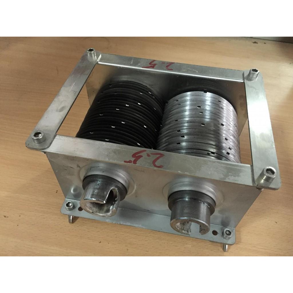 Máy cắt lỗ tai heo, mỗm heo, da heo làm giò thủ, máy cắt sợi mực tươi, máy cắt sợi bánh tráng làm bánh tráng trộn