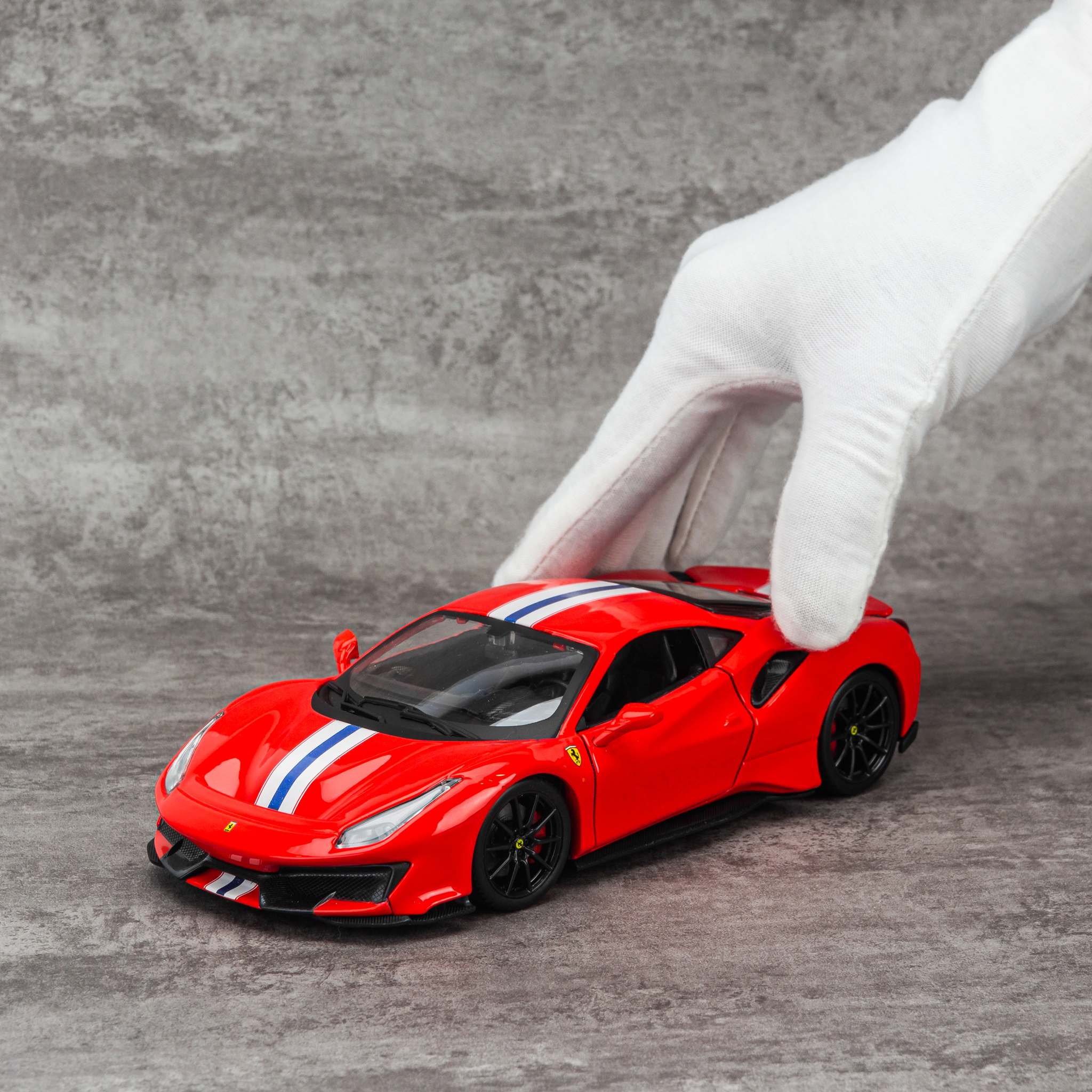 Mô hình xe Ferrari 488 Pista 1:24 Bburago 18-26026