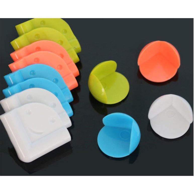Bộ 8 miếng bọc góc bàn Silicon tiện lợi kèm băng dính