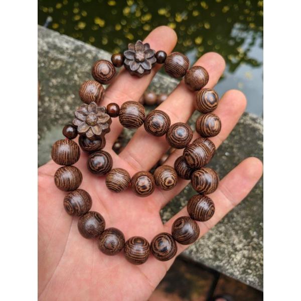 Vòng tay nam gỗ mix charm hoa sen may mắn bình an