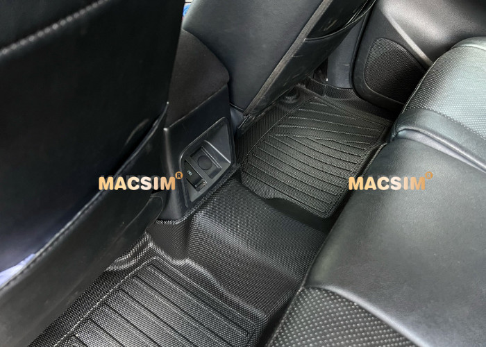 Thảm lót sàn xe ô tô Mitsubishi Pajero Sport 2015 - nay Nhãn hiệu Macsim chất liệu nhựa TPV hàng loại 2