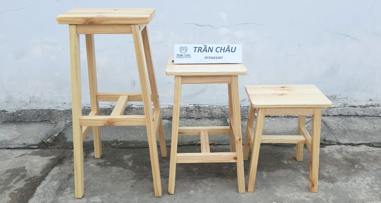 GHẾ GỖ THÔNG ANH cao 1m