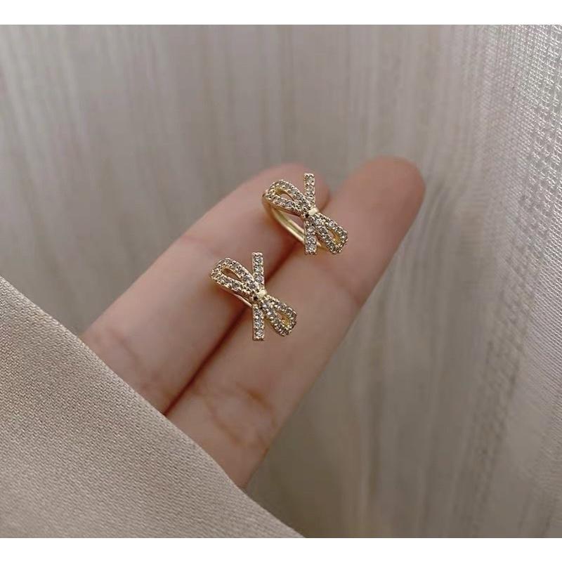 Khuyên tai bông tai nữ nơ vàng đính ngọc đẹp Ring House
