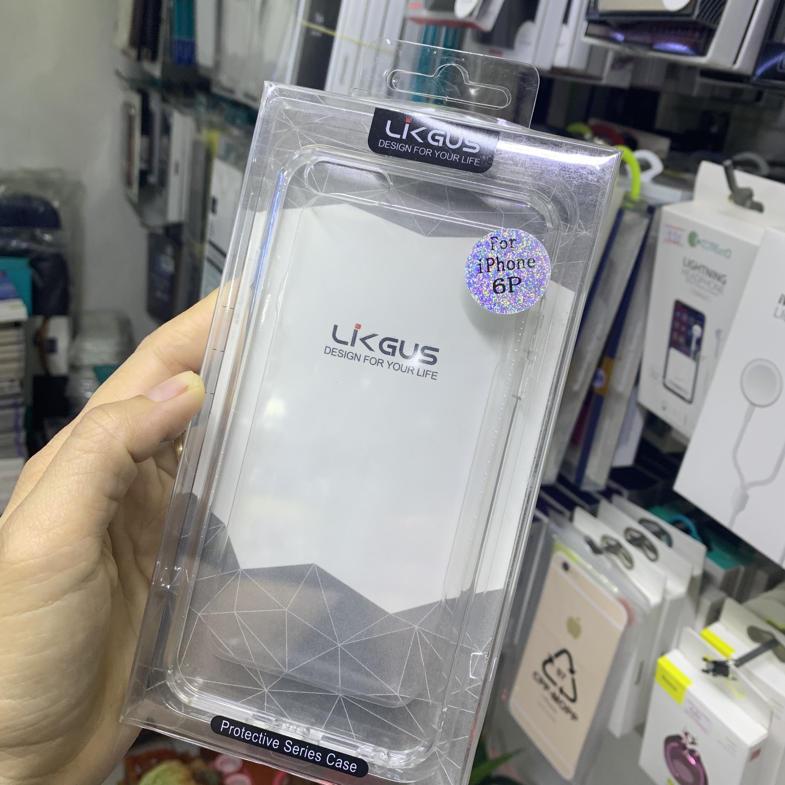 Ốp lưng iPhone 6 Plus trong suốt Likgus - Hàng chính hãng