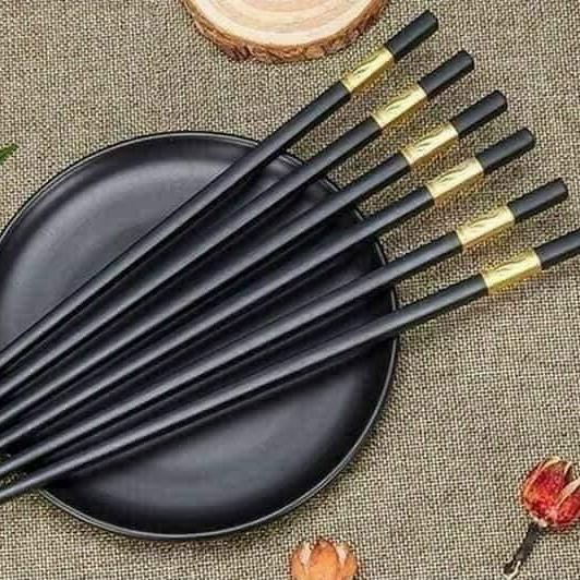 Đũa ăn mạ vàng nhật bản hàn quốc cao cấp- chất liệu hợp kim chịu nhiệt, chống nấm mốc, chống trơn trượt combo 10 đôi