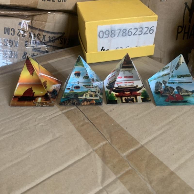Chặn giấy kim tự tháp cảnh Hạ Long Việt Nam
