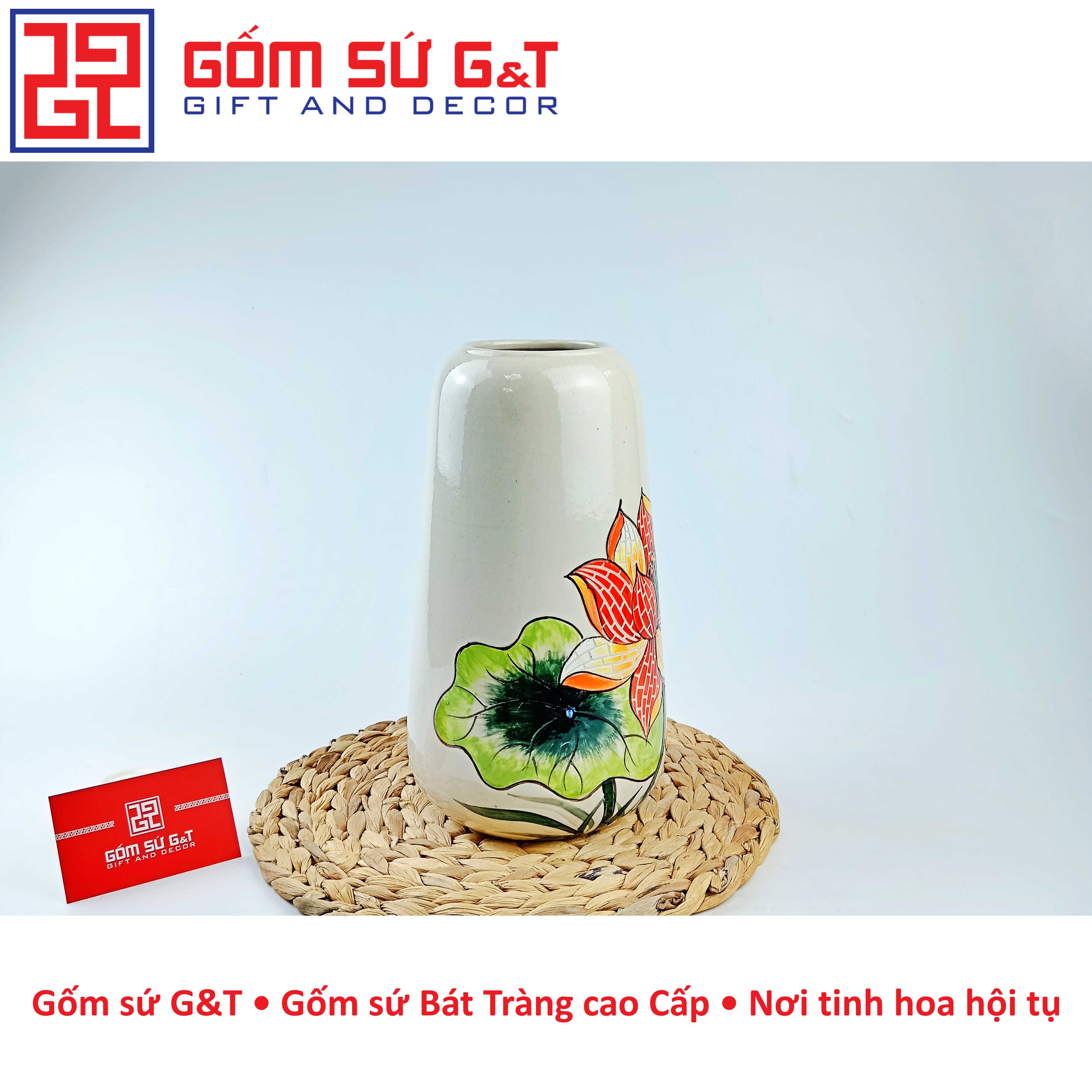 Lọ hoa trang trí dáng đu đủ khắc sen hồng Gốm Sứ G&amp;T