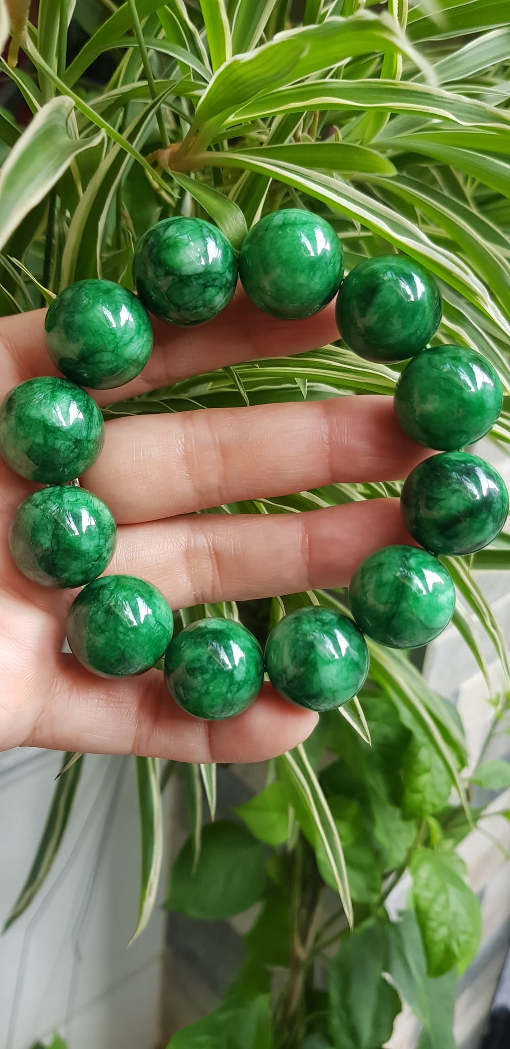 ️Vòng Tay Nam Đá Cẩm Thạch Xanh lá Size lớn hạt 18mm bóng đẹp hợp Các Anh Mệnh Mộc mệnh Hỏa đeo là một món trang sức tuyệt vời cho các quý ông ạ