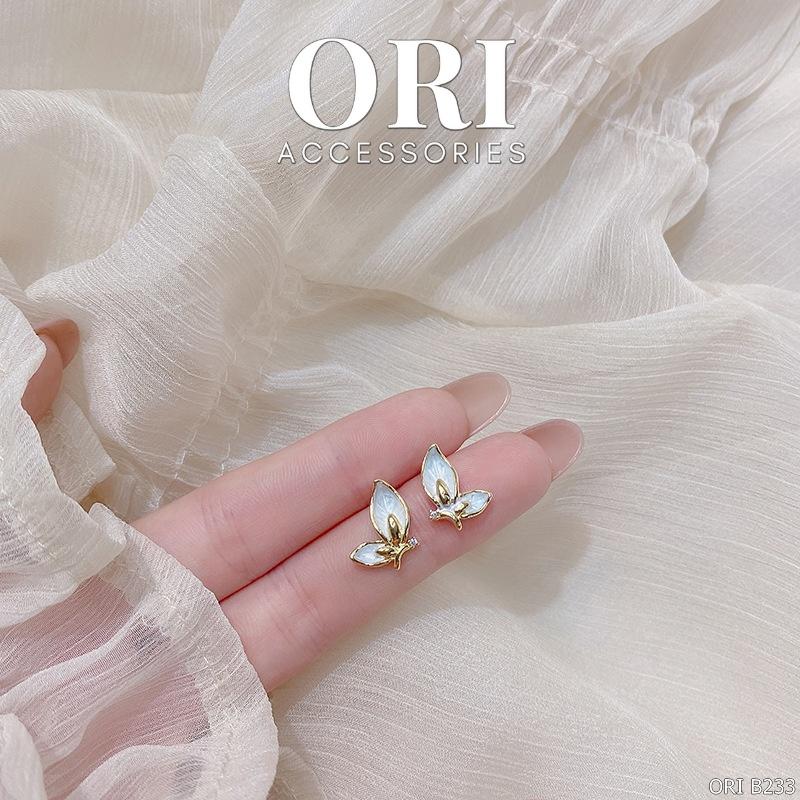 Bông tai nữ cánh bướm dáng nhỏ Kiera tinh tế thời trang ORI ACCESSORIES B233
