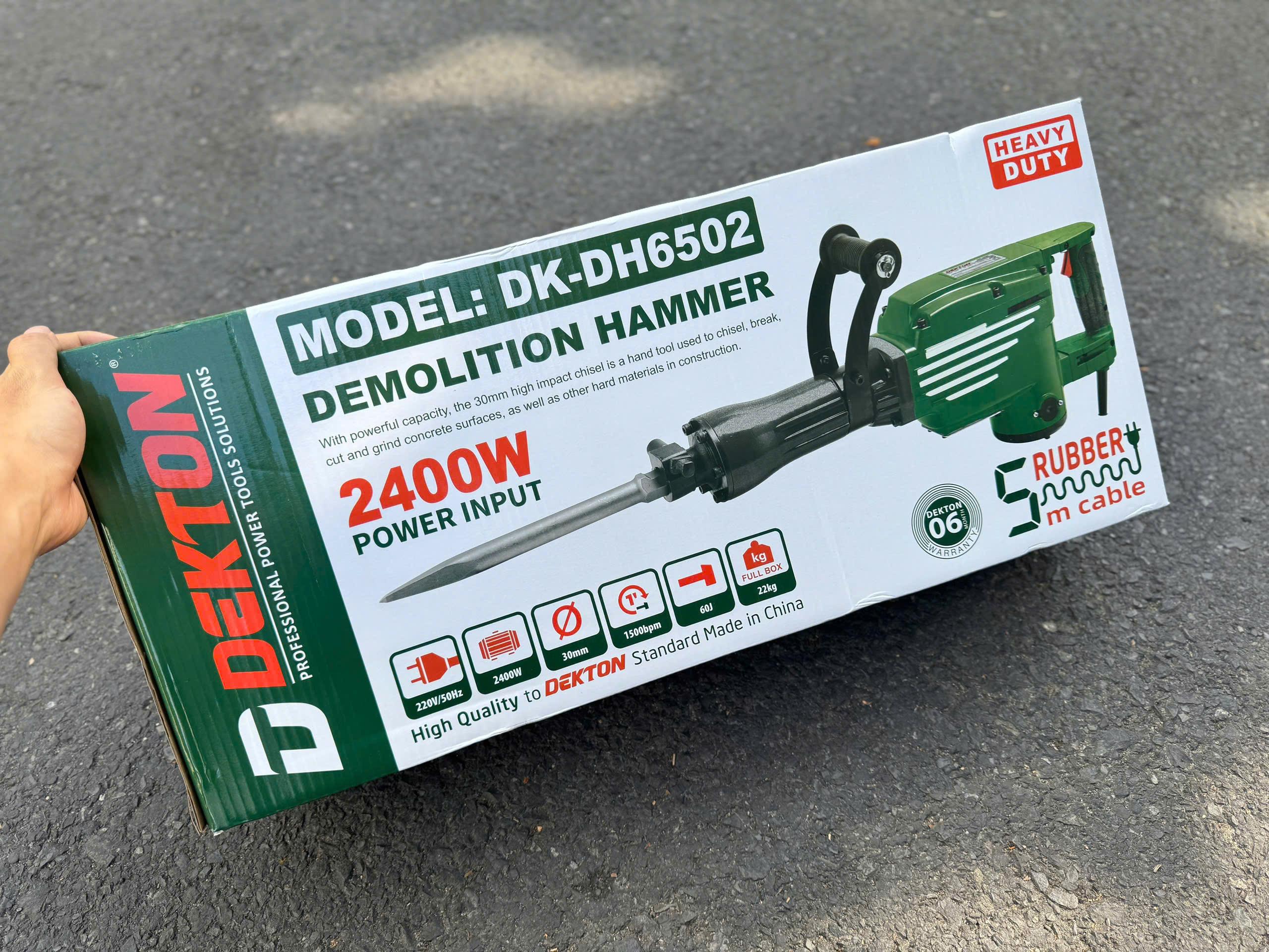 MÁY ĐỤC BÊ TÔNG 30MM 2400W LỰC ĐẬP KHỦNG 65J DK-DH6502 DEKTON - HÀNG CHÍNH HÃNG