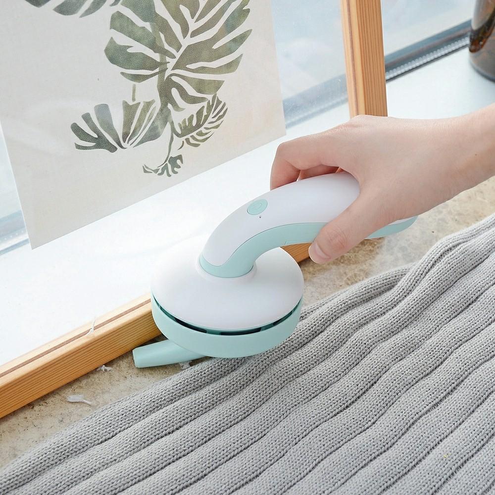 PVN14513 Máy hút bụi mini cầm tay không dây dùng vệ sinh bàn làm việc, máy tính sạc pin usb T2