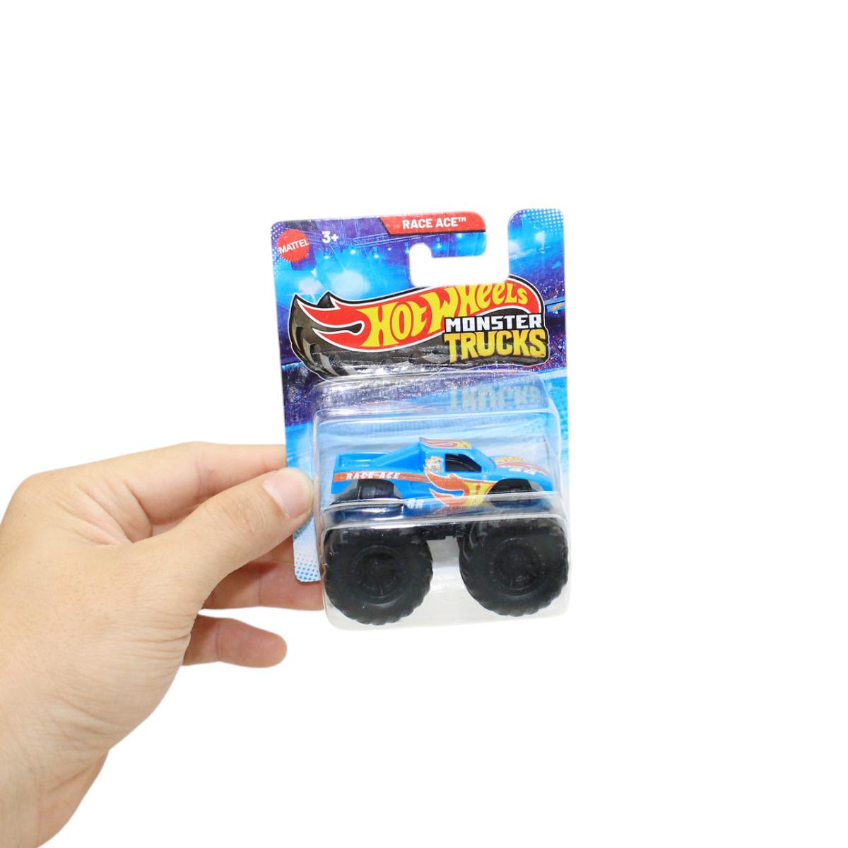 Đồ Chơi Mô Hình Siêu Xe Tải Quái Vật Monster Trucks Mini - Hot Wheels HFB96 - Race Ace