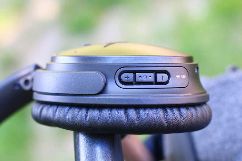 Tai nghe Bluetooth Bose QuietComfort 35 II