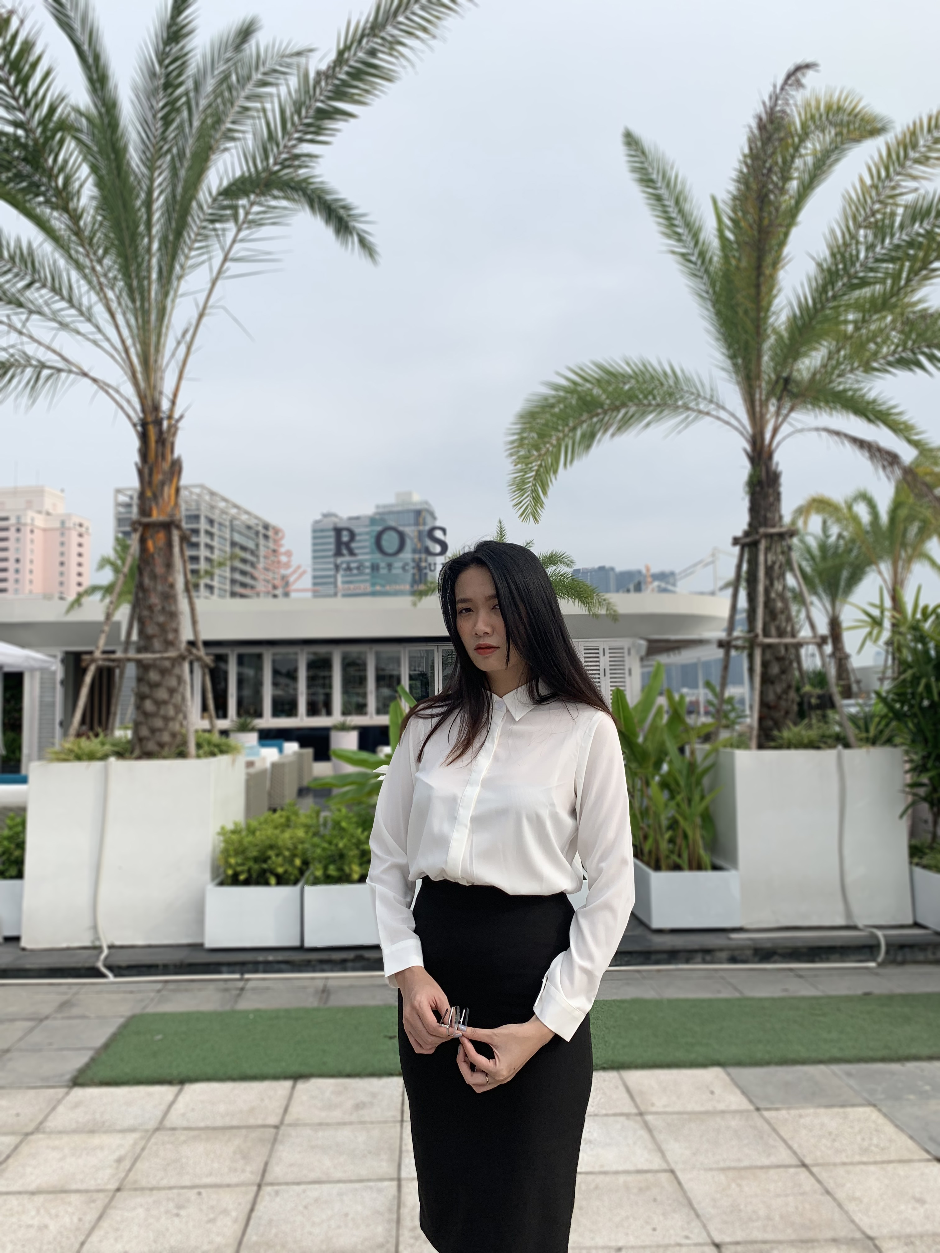 Chân Váy Bút Chì Thiết Kế - Chây Váy Thời Trang Công Sở xẻ Sau - Đen - BL0022