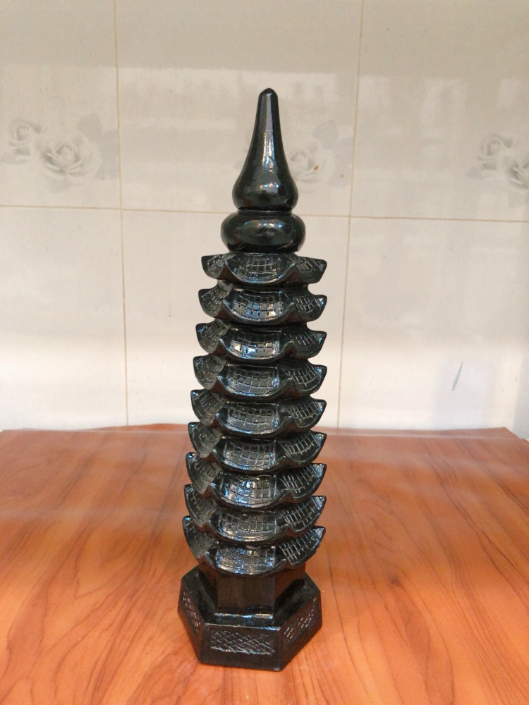 Tháp văn xương đen 9 tầng đá tự nhiên canxite cao 35 cm đường kính 11cm