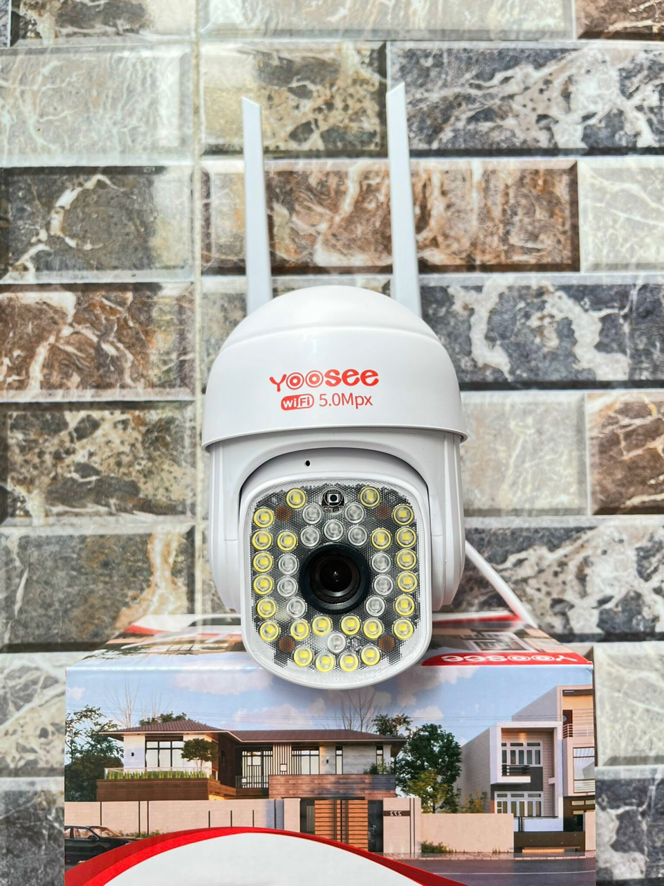 Camera IP Wifi Ngoài trời Yoosee PTZ FullHD 3.0 LED trợ sáng đàm thoại 2 chiều - hỗ trợ xoay 355 độ,kèm thẻ nhớ 32G.HÀNG CHÍNH HÃNG