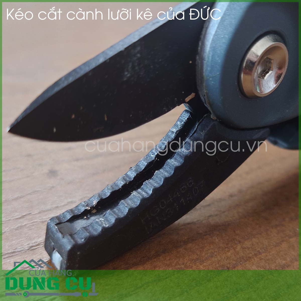 Kéo cắt cành đức có lưỡi kê chống trượt cắt cành lớn 10mm