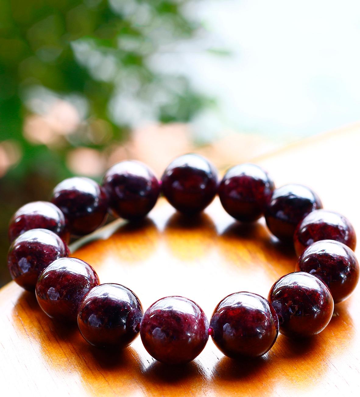 Vòng tay garnet size hạt 14mm mệnh hỏa, thổ - Ngọc Quý Gemstones