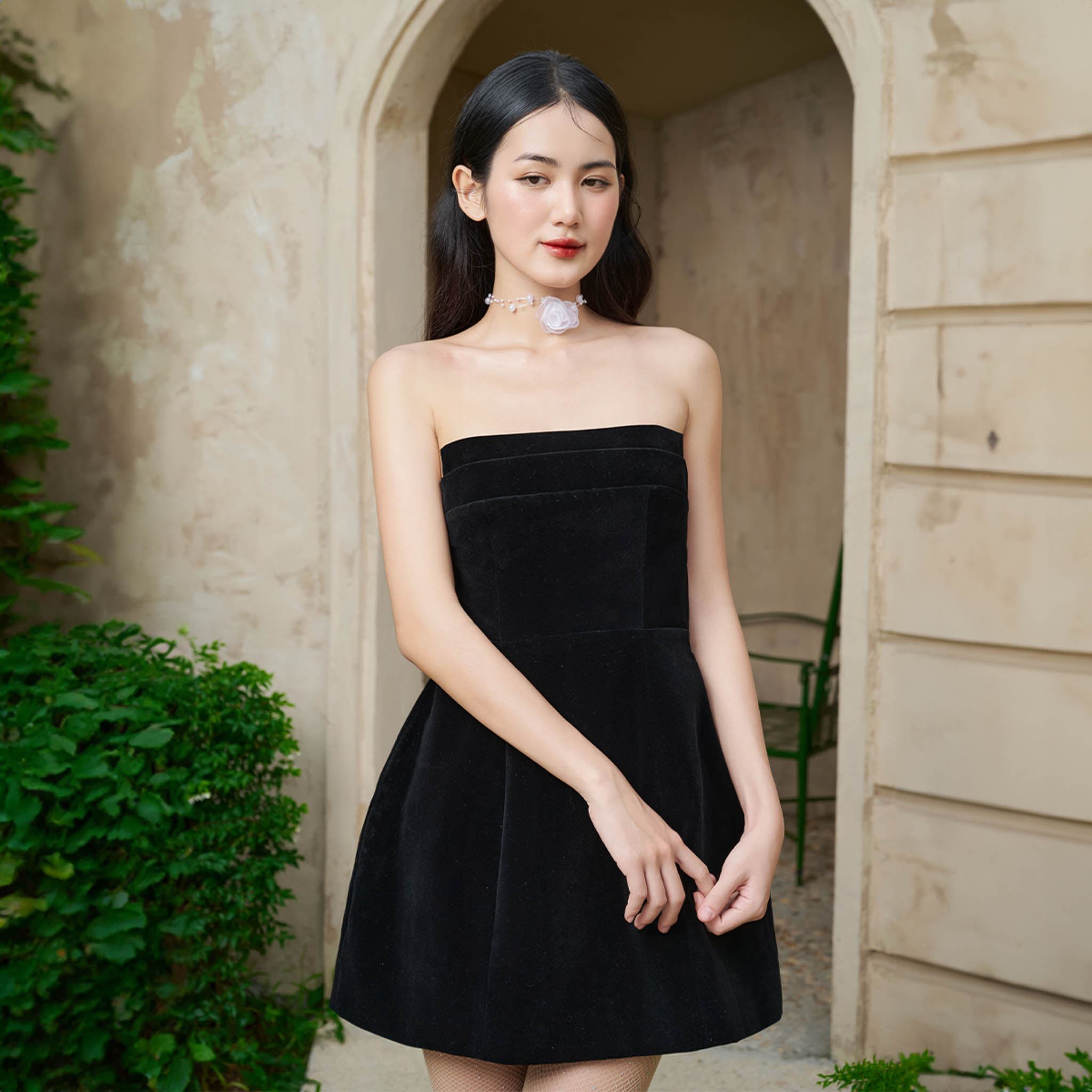 DOTTIE - Đầm cúp ngực hở lưng - Đen - D0575