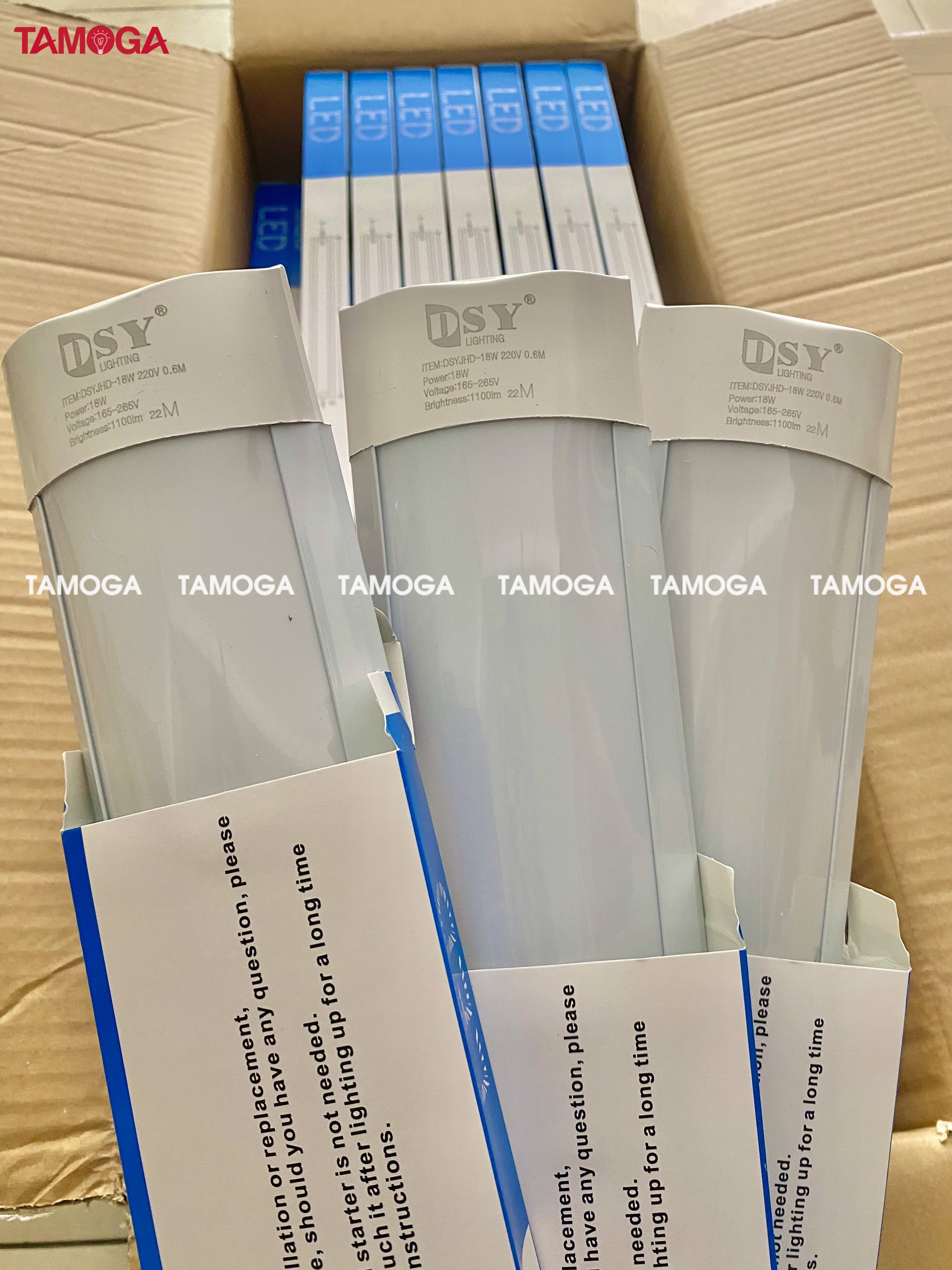 Đèn tuýp led bán nguyệt 0,6m công suất 18w TAMOGA SARASI 4008