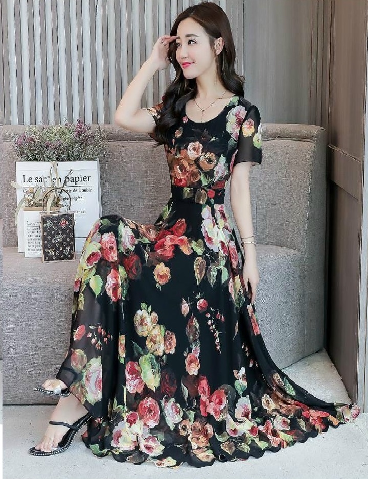 ĐẦM XÒE HỌA TIẾT HOA HỒNG