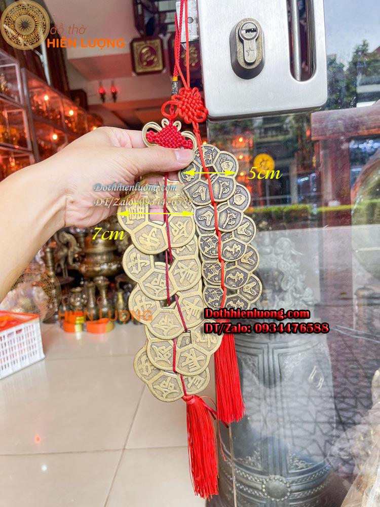 Xâu Tiền Ngũ Đế Đồng Tiền Hoa Mai May Mắn Và Tài Lộc Đường Kính 5cm Và 7cm Bằng Đồng - Đồ Thờ Hiên Lượng