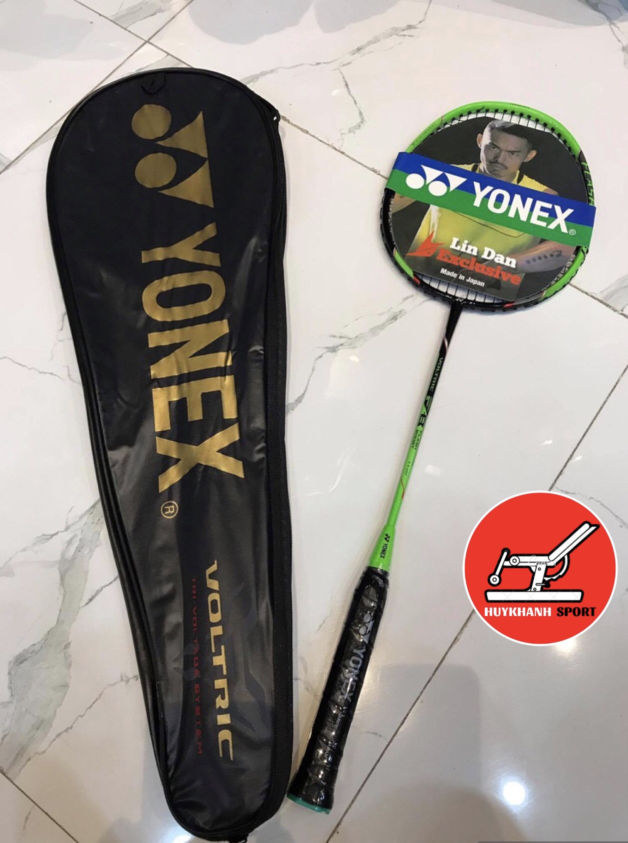 COMBO QUÀ TẶNG - Vợt cầu lông công thủ toàn diện YONEX khung Carbon siêu bền nhẹ dùng tập luyện thi đấu - tặng bao vợt + cuốn cán + cầu