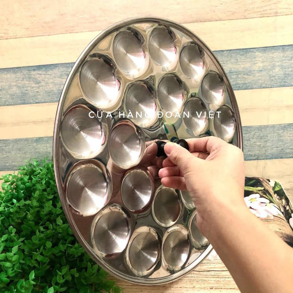 Khuôn Bánh Bèo - Inox tiện lợi có nút cầm chống nóng - Khuôn 22 Bánh , đường kính khuôn 32cm